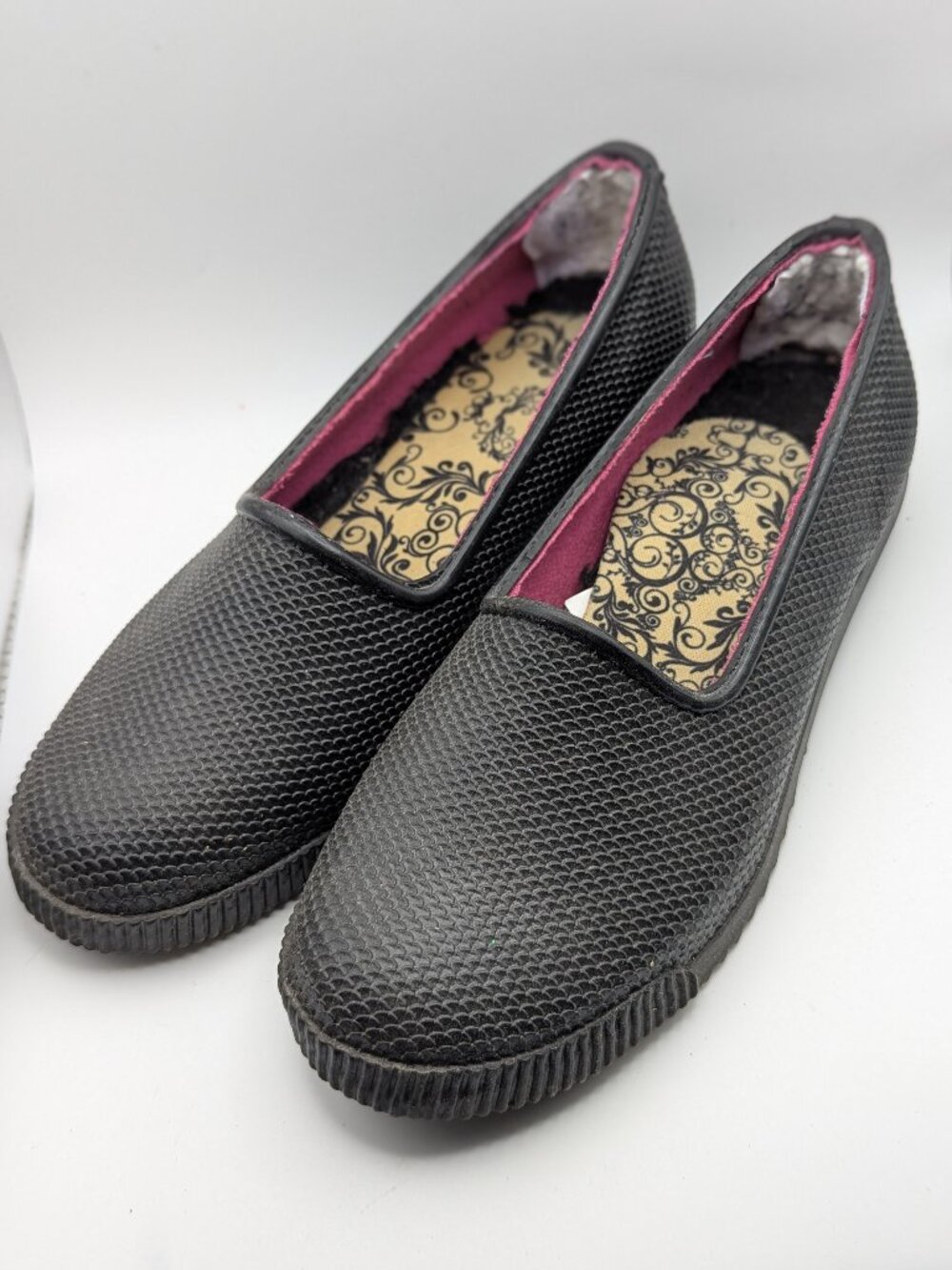 Cougar Black Textured Rubber Slip On Rain Shoes Size 6